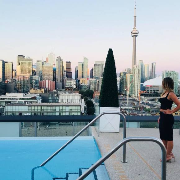 Meet your Posher, Annette - Picture 1 of 1